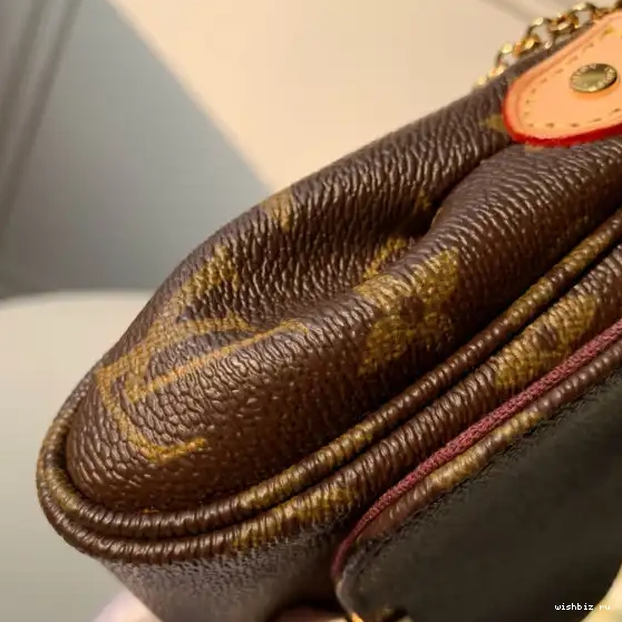 WIS Louis MM Favorite Vuitton 0429